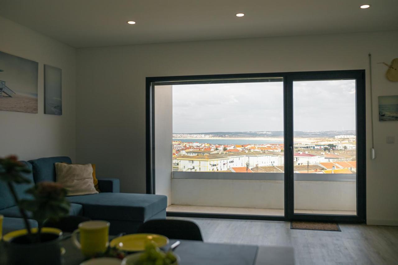 Swordfish Sea View Apartment Peniche Bagian luar foto