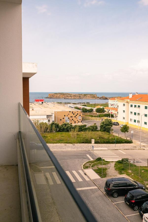 Swordfish Sea View Apartment Peniche Bagian luar foto