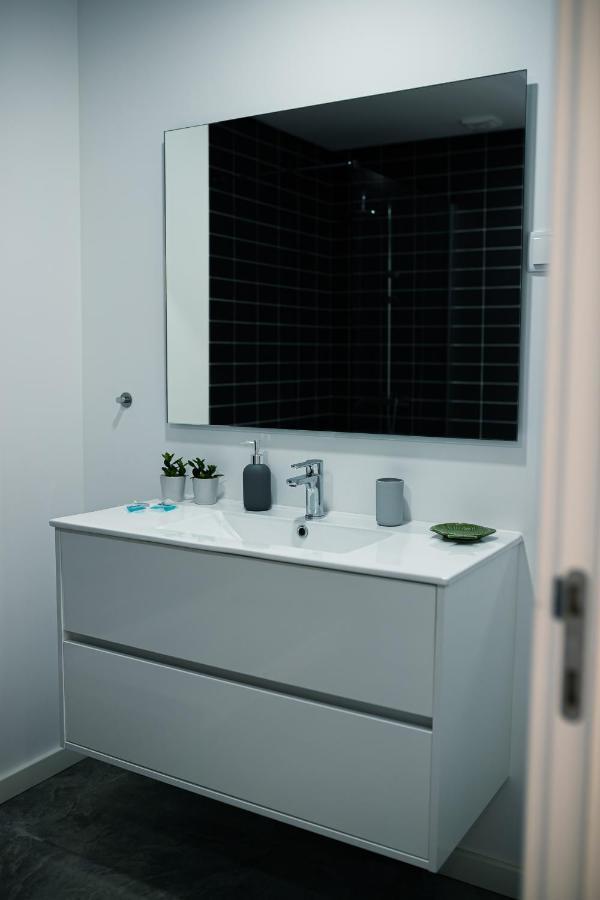 Swordfish Sea View Apartment Peniche Bagian luar foto